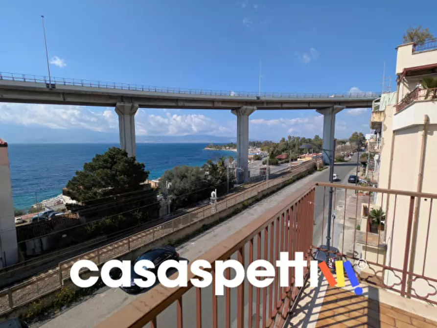 Immagine 7 di Appartamento in vendita  in Via Nazionale-Pentimele 155 a Reggio Di Calabria