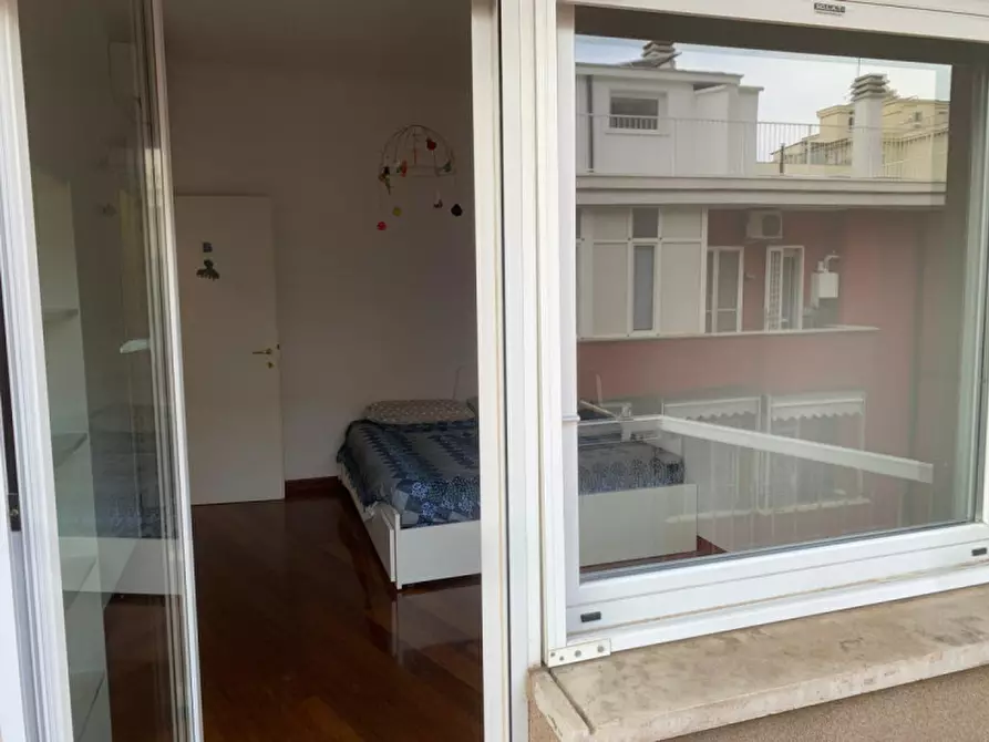 Immagine 11 di Appartamento in affitto  in Via Rocca Sinibalda a Roma