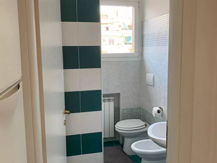 Immagine 12 di Appartamento in affitto  in Via Rocca Sinibalda a Roma