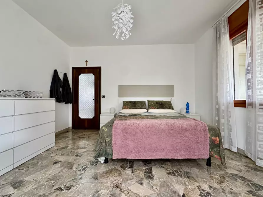 Immagine 10 di Casa indipendente in vendita  in Quartiere Generale Giardino 29 a Rossano Veneto