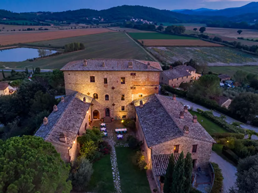 Immagine 5 di Villa in vendita  a Marsciano