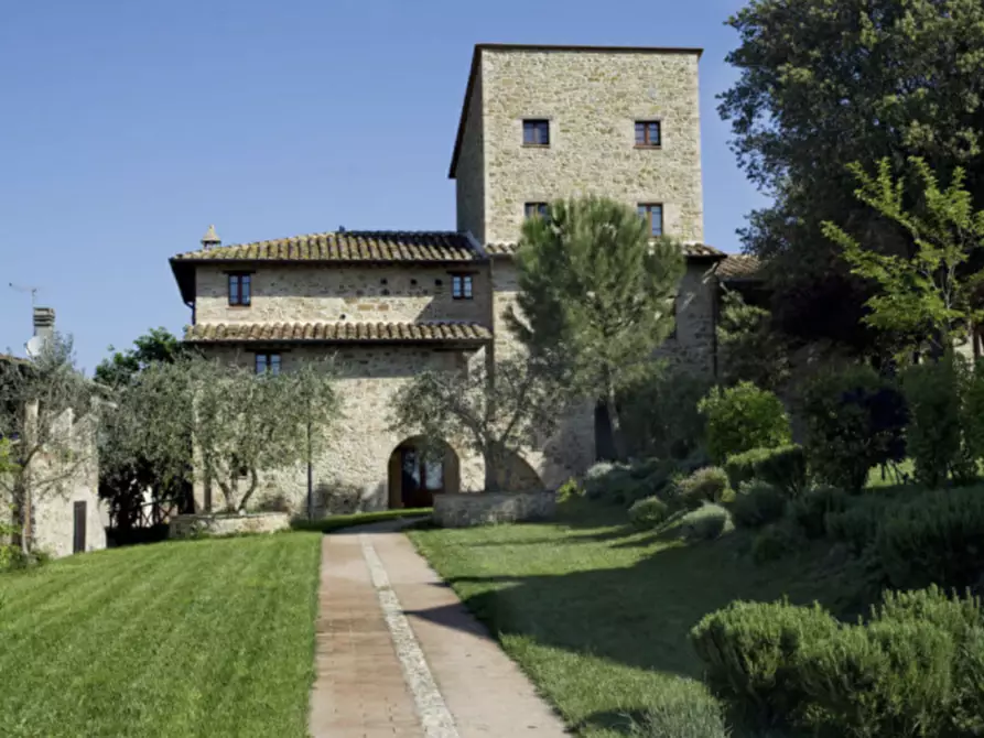 Immagine 6 di Villa in vendita  a Marsciano