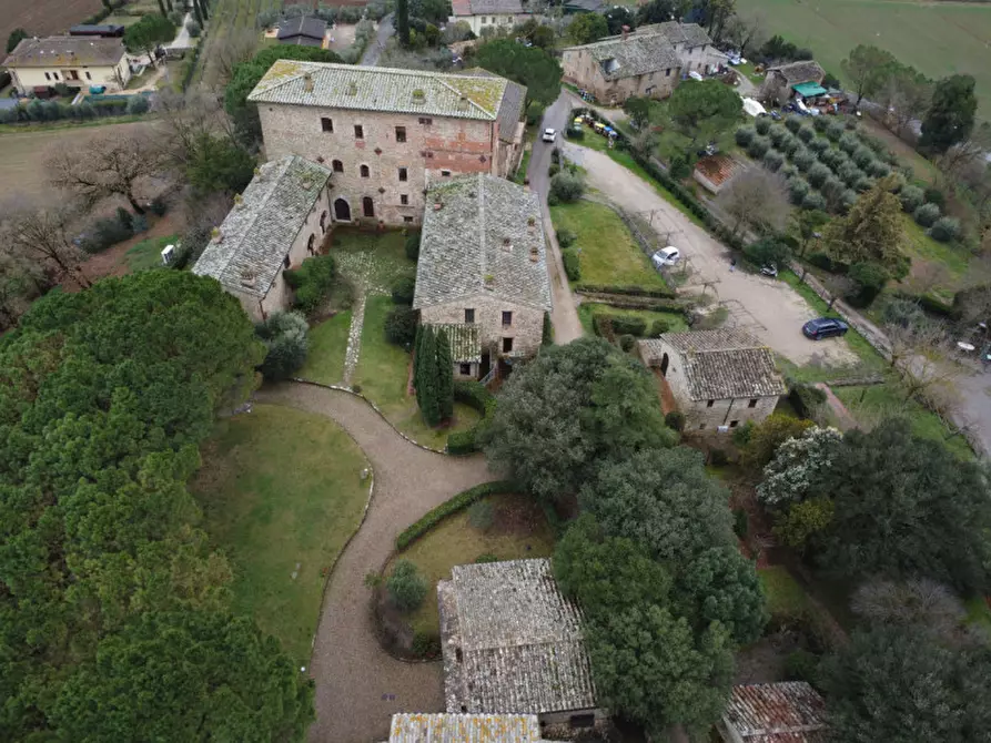 Immagine 12 di Villa in vendita  a Marsciano