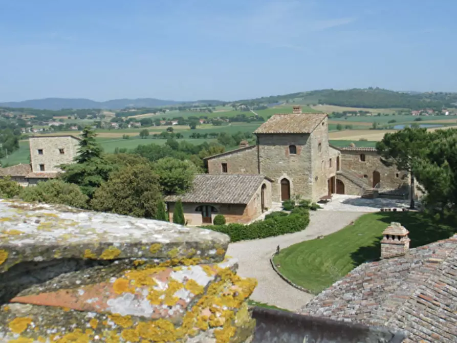 Immagine 21 di Villa in vendita  a Marsciano