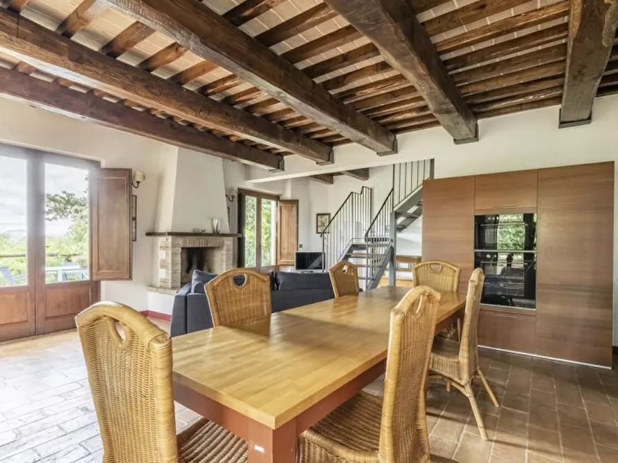 Immagine 33 di Villa in vendita  a Marsciano