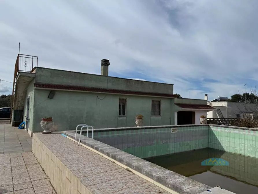 Immagine 8 di Villa in vendita  in Contrada Pezzente Allegro a Ceglie Messapico