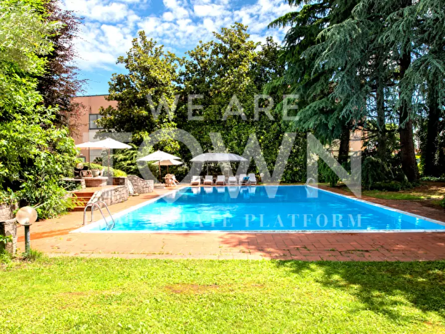 Immagine 10 di Villa in vendita  in Via Siracusa a Cairate