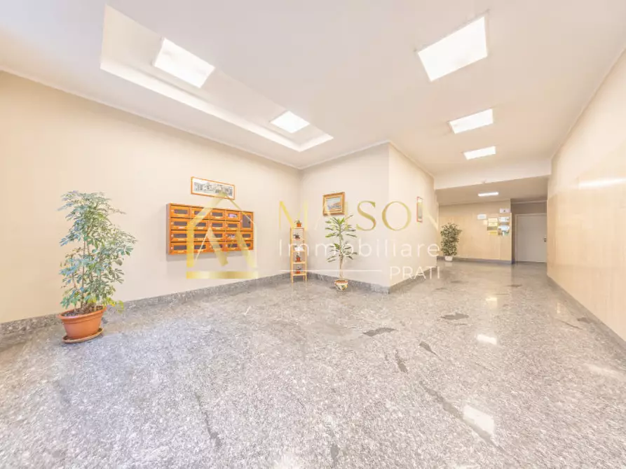 Immagine 2 di Appartamento in vendita  in Via dei Prati Fiscali a Roma