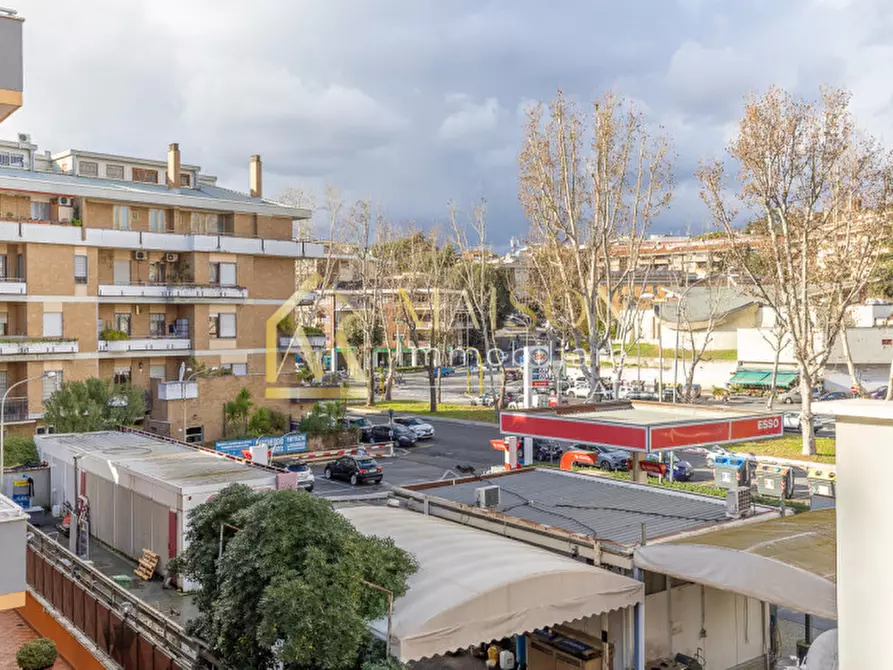 Immagine 28 di Appartamento in vendita  in Via dei Prati Fiscali a Roma