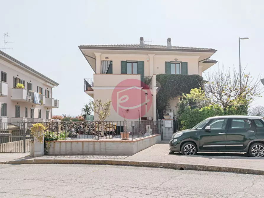 Immagine 2 di Appartamento in vendita  in Via Marino Della Pasqua a Santarcangelo Di Romagna