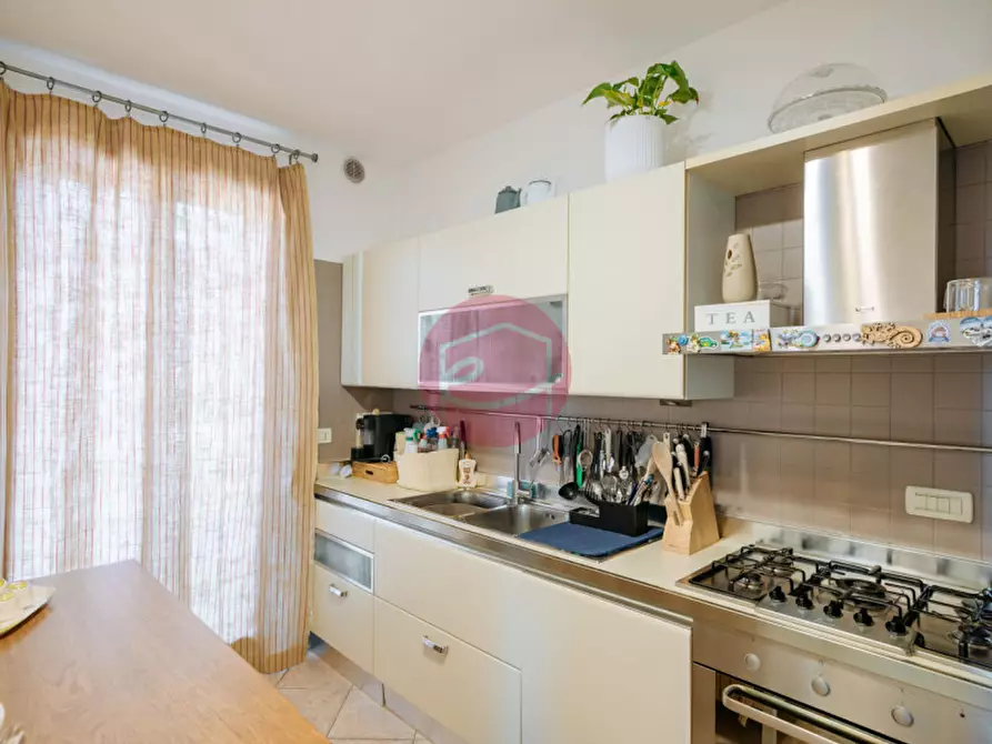 Immagine 10 di Appartamento in vendita  in Via Marino Della Pasqua a Santarcangelo Di Romagna