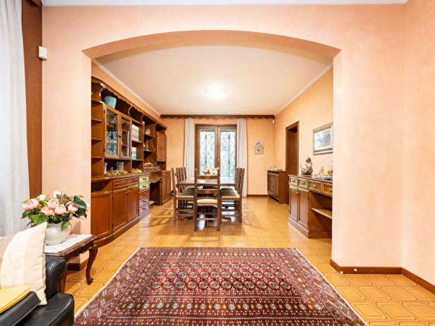 Immagine 5 di Villa in vendita  in Via Aldo Moro a Assago
