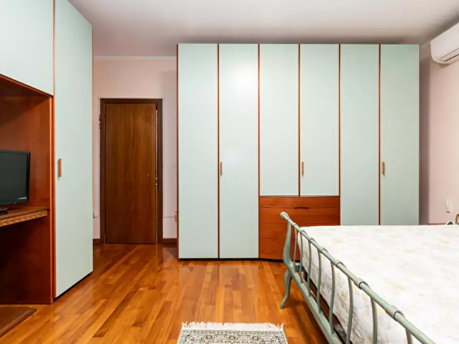 Immagine 25 di Villa in vendita  in Via Aldo Moro a Assago
