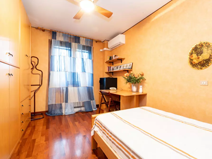 Immagine 37 di Villa in vendita  in Via Aldo Moro a Assago