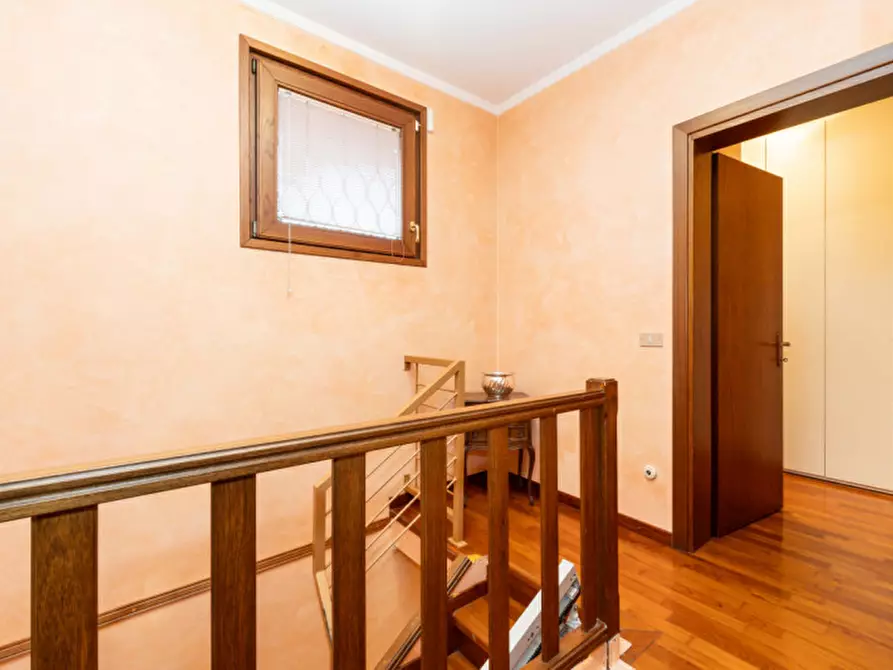 Immagine 40 di Villa in vendita  in Via Aldo Moro a Assago