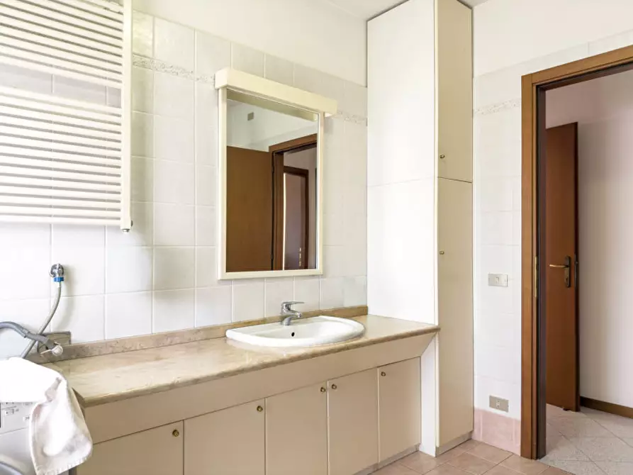 Immagine 6 di Appartamento in vendita  in Via Carlo Moretti a Montebelluna