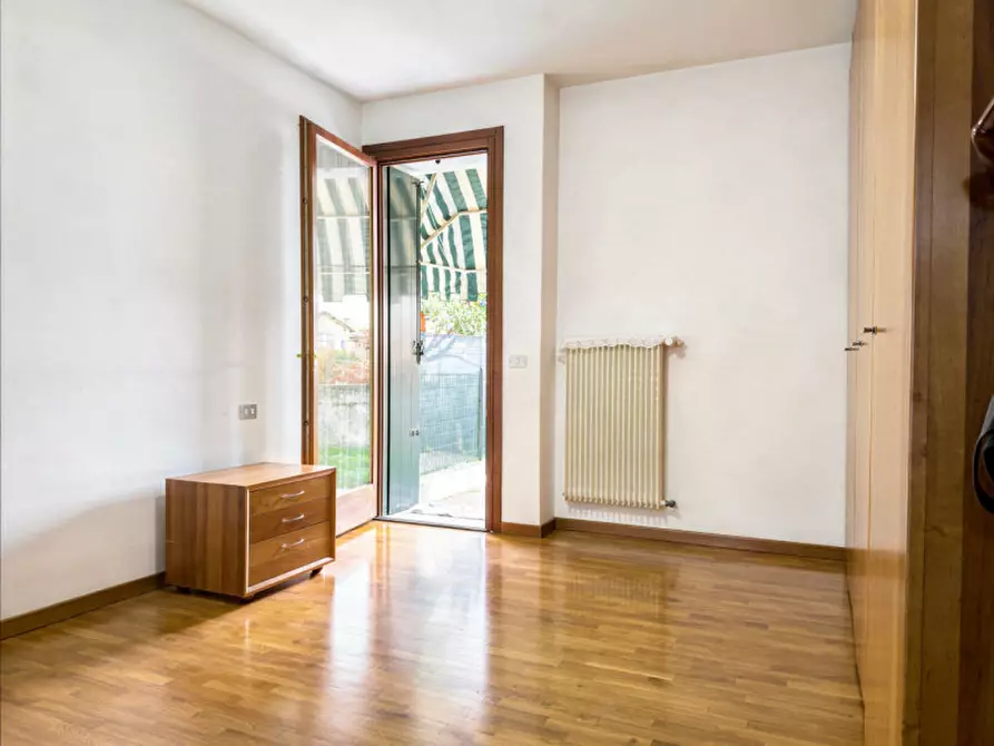 Immagine 12 di Appartamento in vendita  in Via Carlo Moretti a Montebelluna