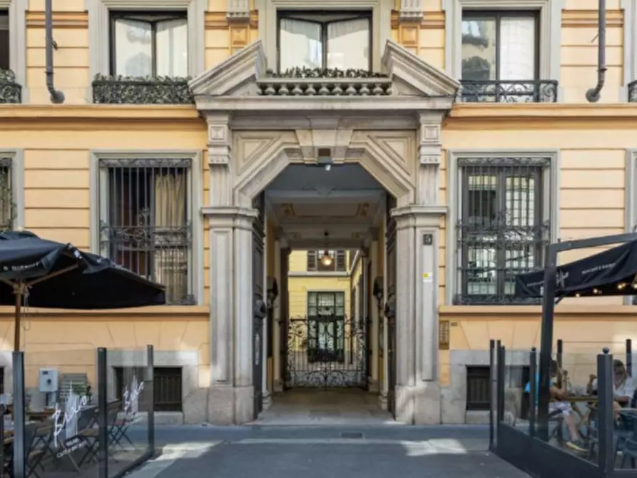 Immagine 7 di Appartamento in vendita  in via Dante a Milano