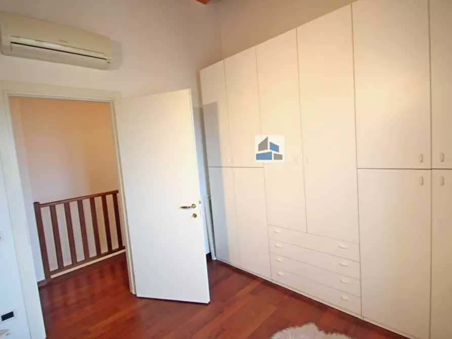 Immagine 14 di Casa bifamiliare in vendita  in Via Eugenio Montale a Santa Maria Di Sala