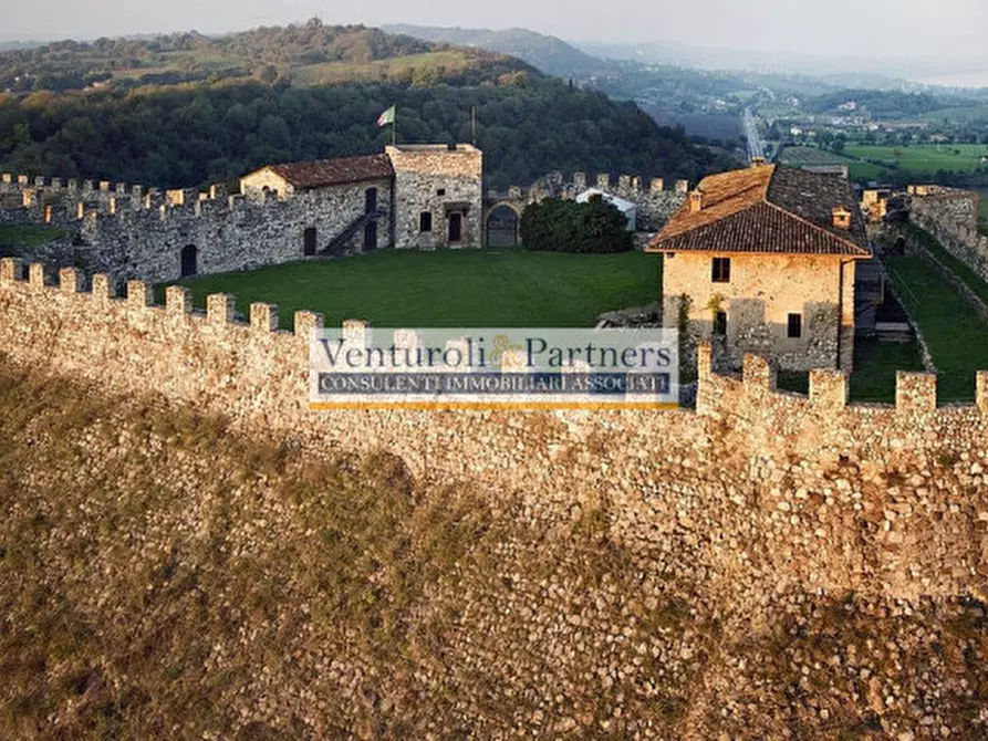 Immagine 14 di Negozio in vendita  in Via Marziale Cerutti a Lonato del Garda