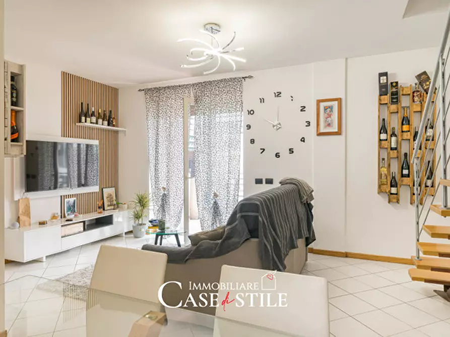 Immagine 3 di Appartamento in vendita  a Santo Stefano Di Magra