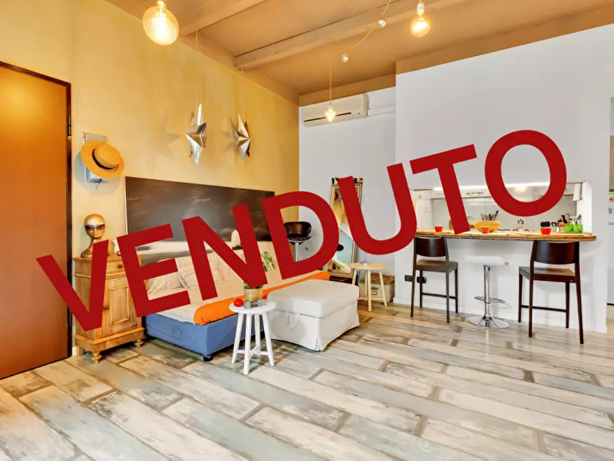 Immagine 1 di Appartamento in vendita  in Via Generale Giuseppe Govone 83 a Milano