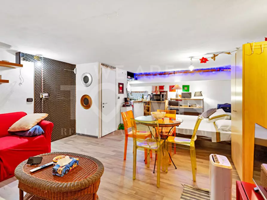 Immagine 3 di Appartamento in vendita  in Via Generale Giuseppe Govone 83 a Milano