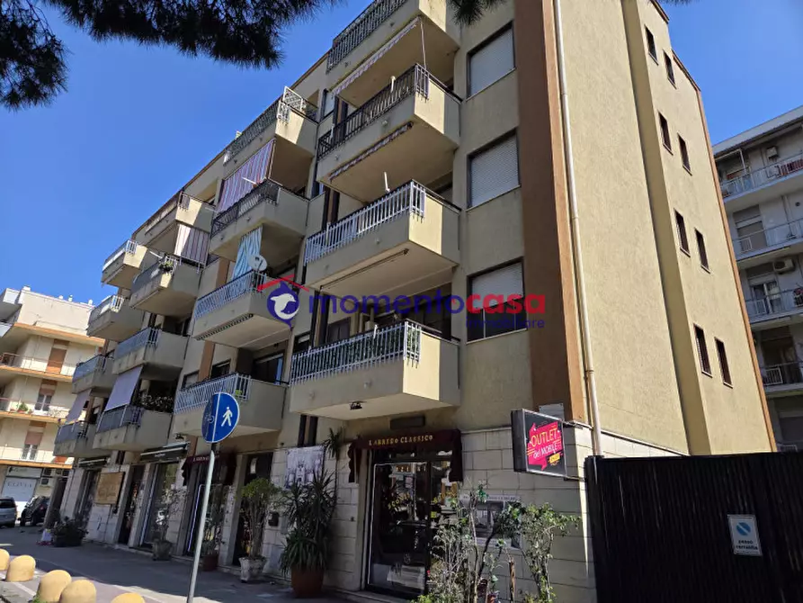 Immagine 21 di Appartamento in vendita  in viale calabria 341 a Reggio Di Calabria