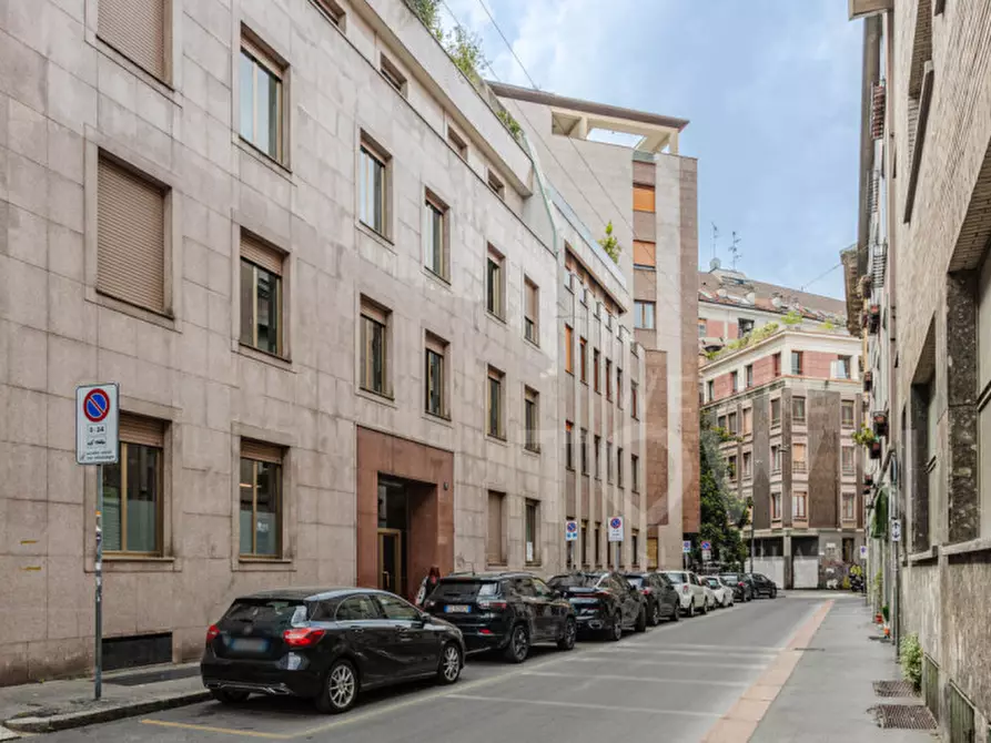 Immagine 1 di Ufficio in affitto  in Via Lentasio 9 a Milano