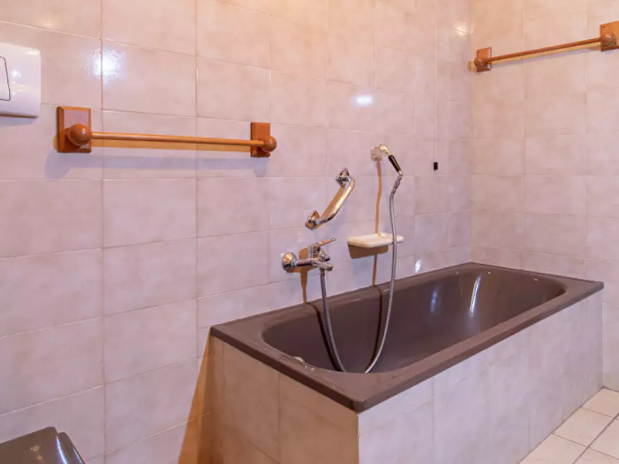 Immagine 19 di Appartamento in vendita  in Via Montelatu a Siniscola