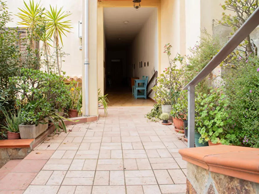 Immagine 21 di Appartamento in vendita  in Via Montelatu a Siniscola