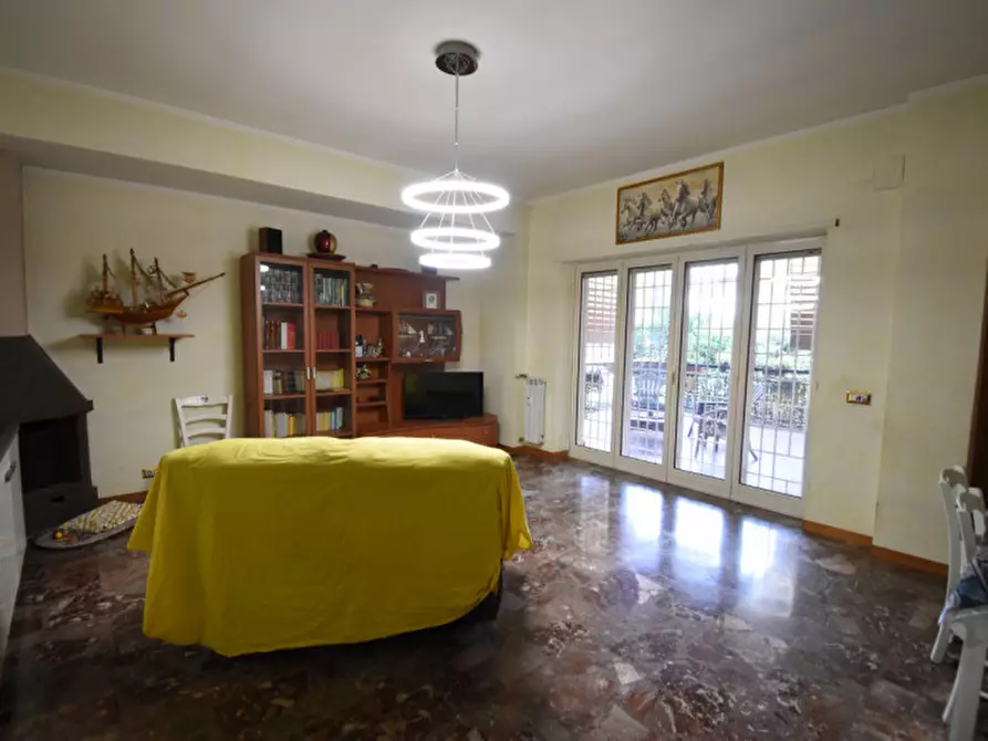 Immagine 6 di Appartamento in vendita  in Via Monte Fumaiolo a Roma