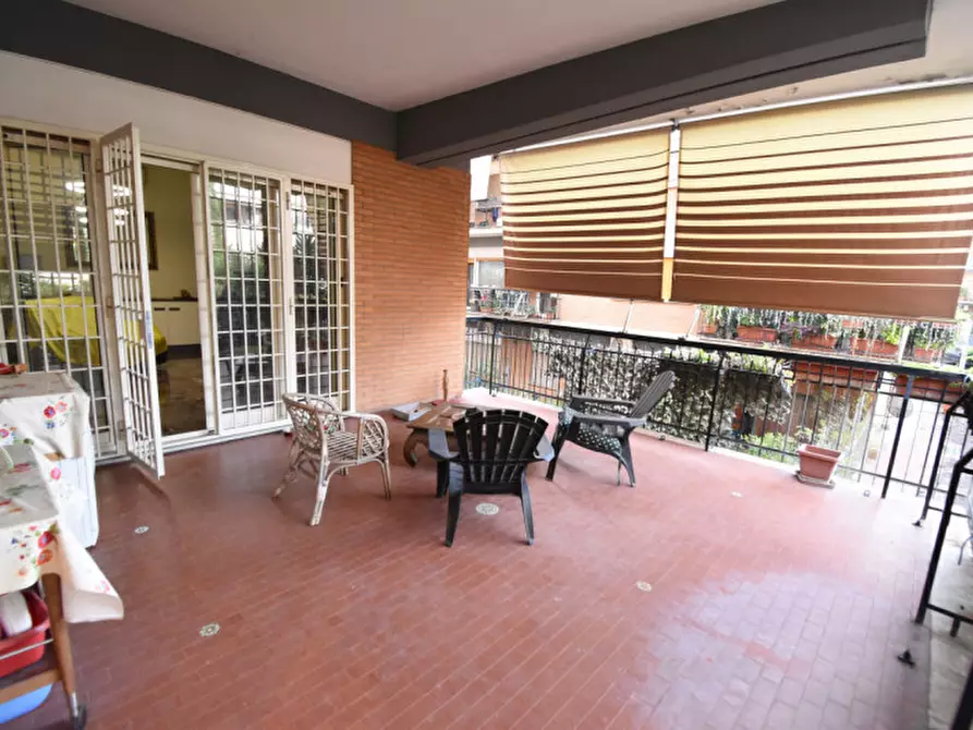 Immagine 10 di Appartamento in vendita  in Via Monte Fumaiolo a Roma