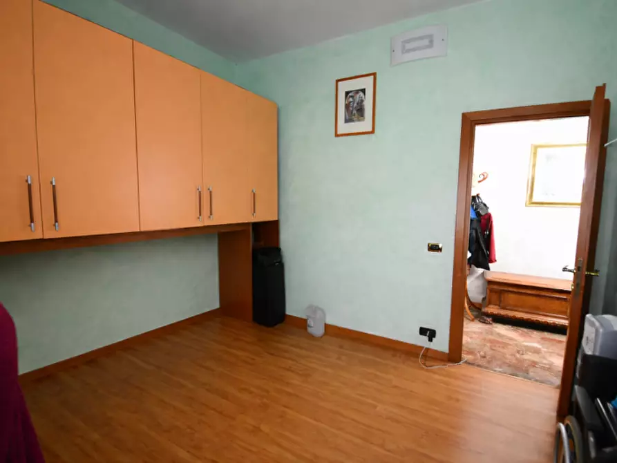 Immagine 19 di Appartamento in vendita  in Via Monte Fumaiolo a Roma