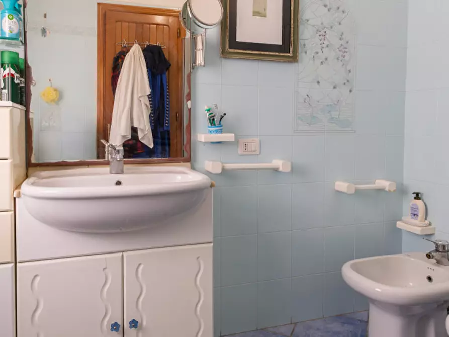 Immagine 25 di Villetta a schiera in vendita  in Via dei Ciclamini a Siniscola