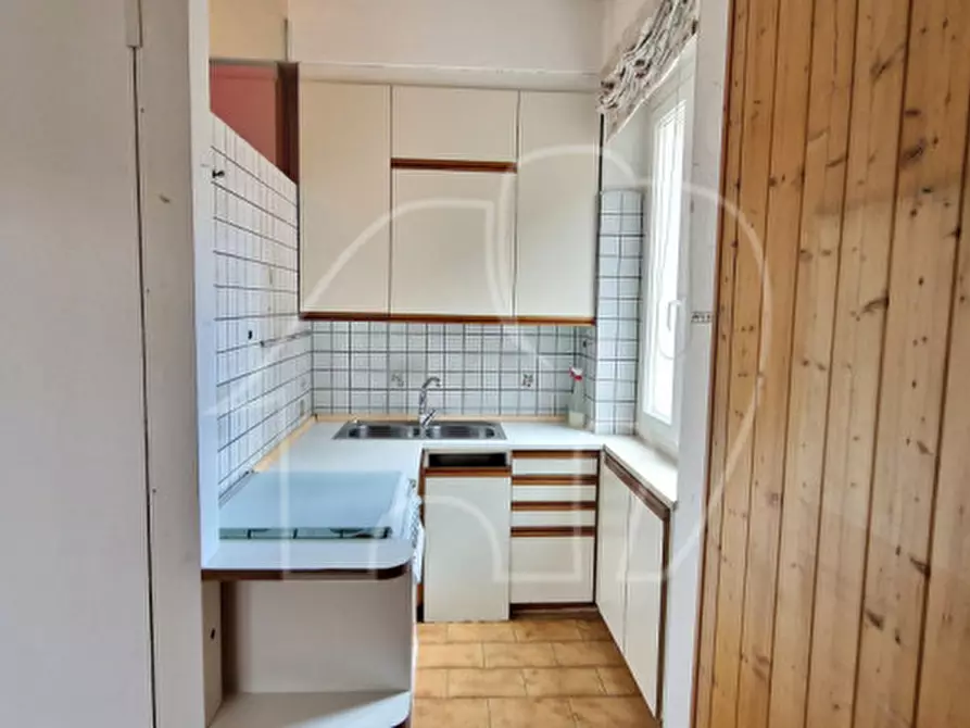 Immagine 11 di Appartamento in vendita  in Via Verona - Veronastraße a Bolzano