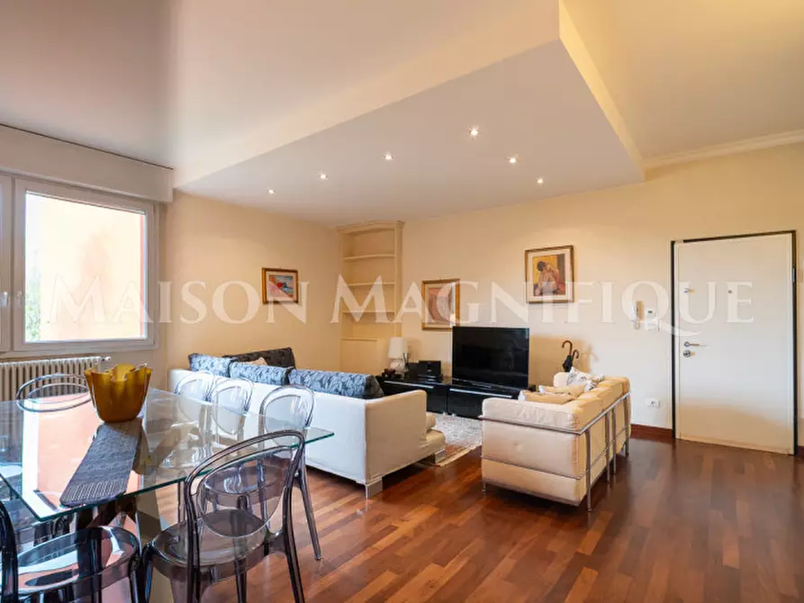 Immagine 2 di Appartamento in vendita  in Via Risorgimento a Casalecchio Di Reno