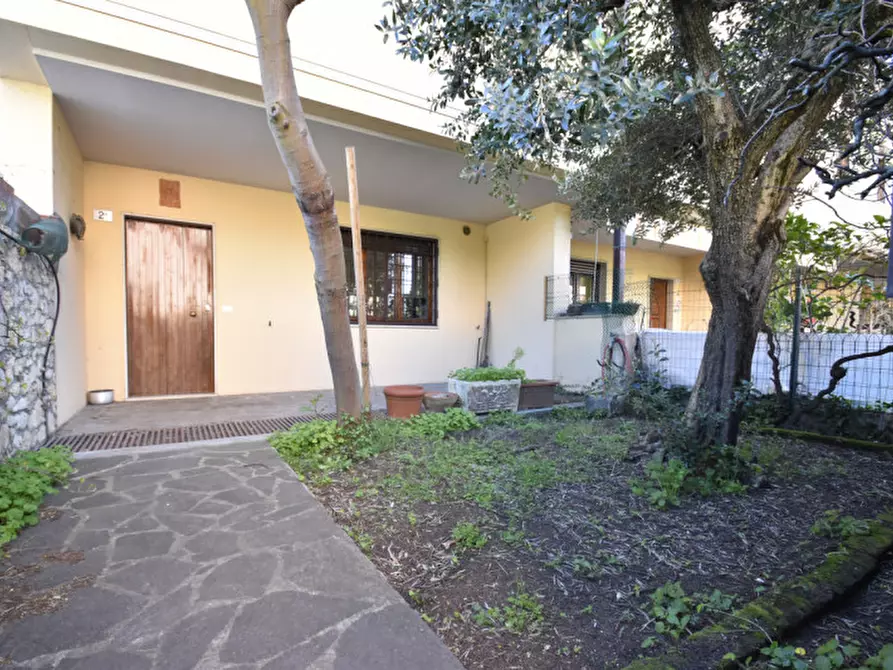 Immagine 3 di Casa trifamiliare in vendita  in via torrente vecchio 2/h a Verona