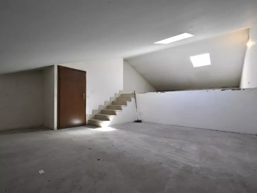 Immagine 31 di Casa trifamiliare in vendita  in via torrente vecchio 2/h a Verona