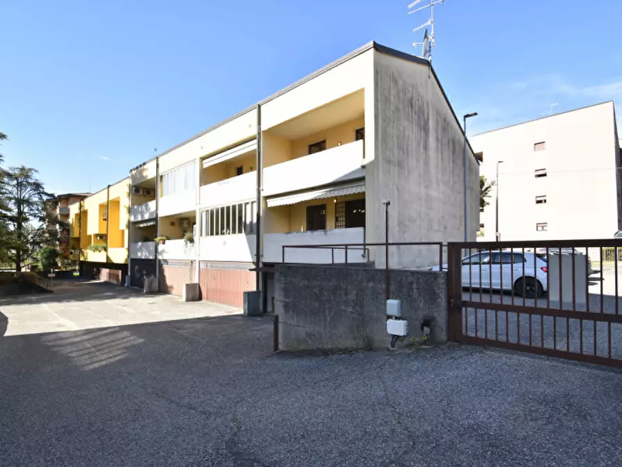 Immagine 44 di Casa trifamiliare in vendita  in via torrente vecchio 2/h a Verona