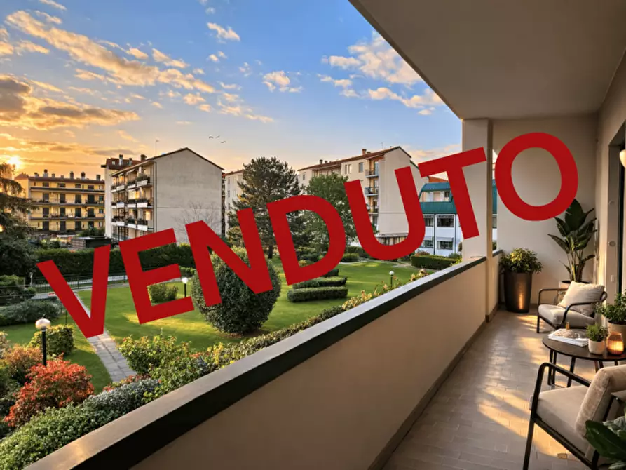 Immagine 1 di Appartamento in vendita  in Via Lampugnano 175 a Milano