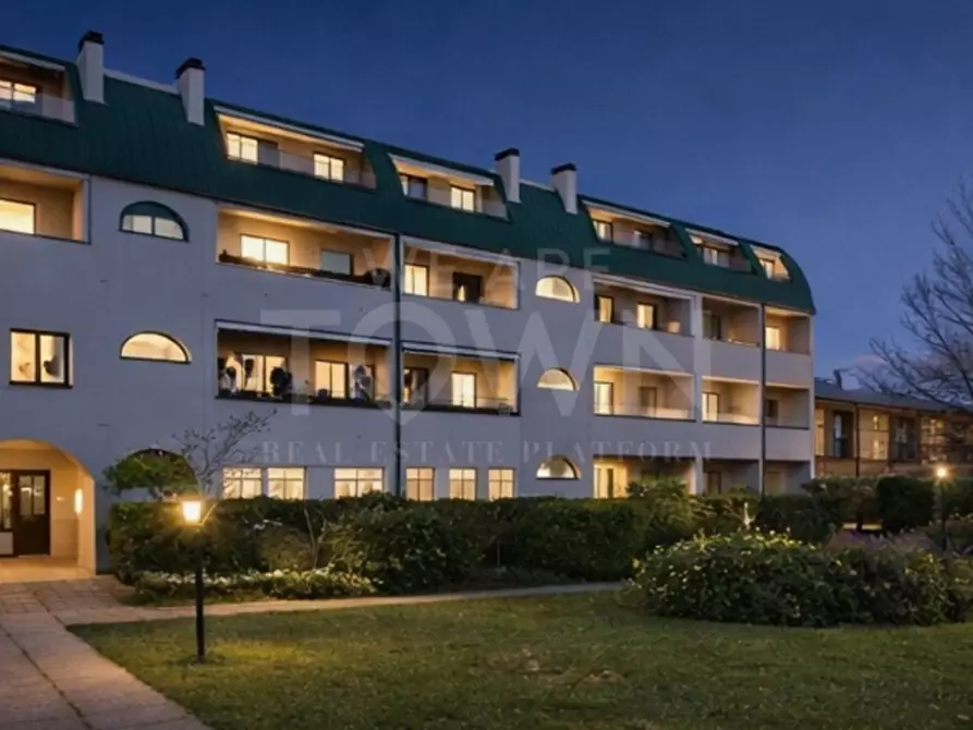 Immagine 19 di Appartamento in vendita  in Via Lampugnano 175 a Milano