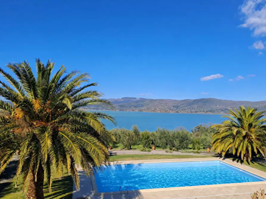 Immagine 1 di Rustico / casale in vendita  a Magione