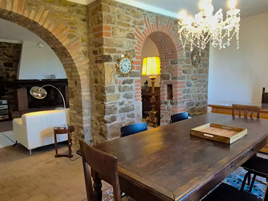 Immagine 15 di Rustico / casale in vendita  a Magione