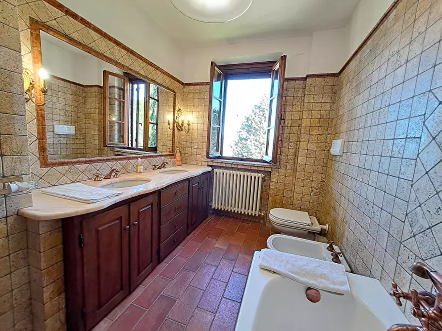 Immagine 30 di Rustico / casale in vendita  a Magione