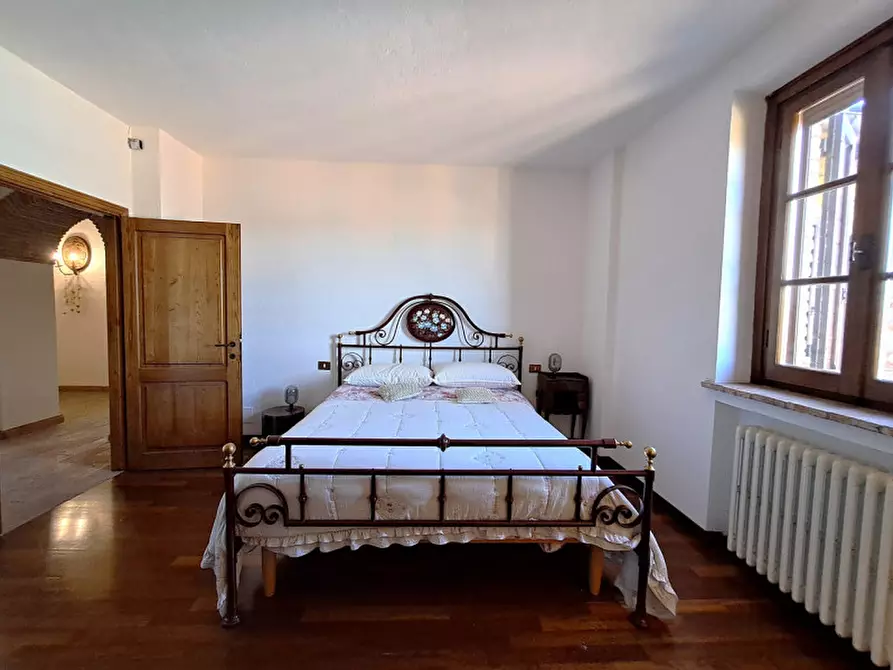 Immagine 37 di Rustico / casale in vendita  a Magione