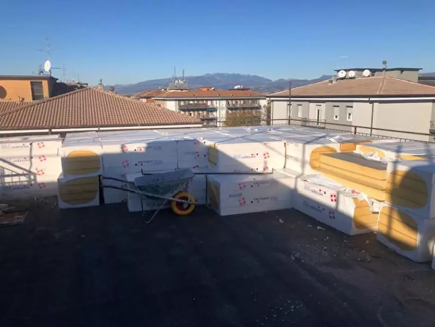 Immagine 16 di Appartamento in vendita  in Via Don Domenico Mercante 6 a Verona