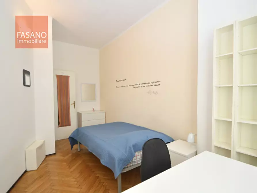 Immagine 3 di Camera in affitto  in Corso Galileo Ferraris 153 a Torino