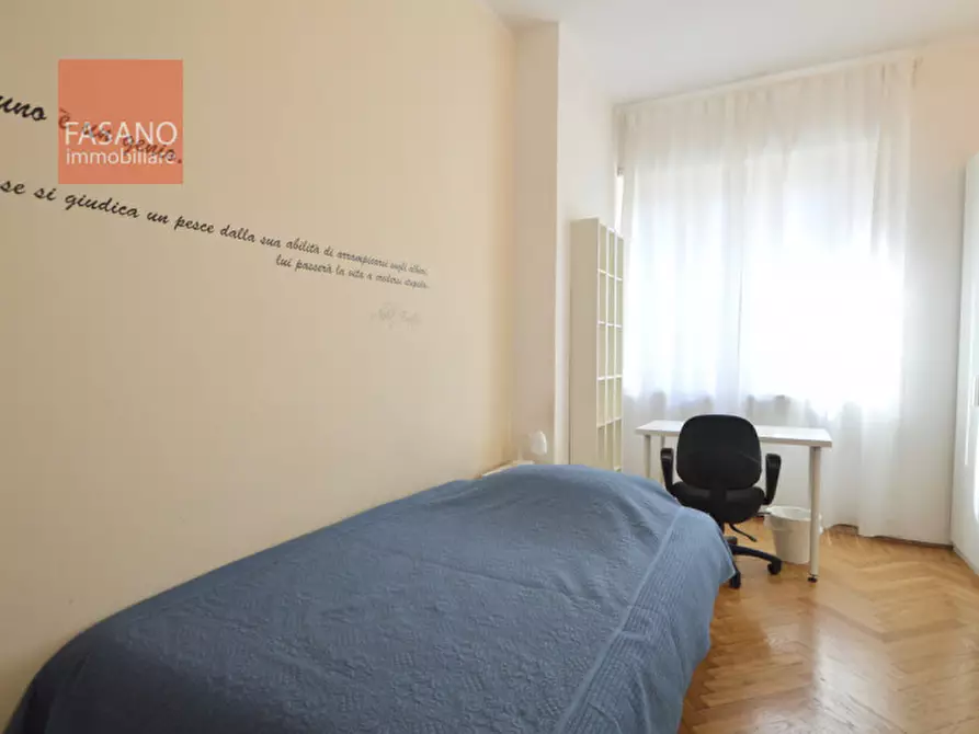 Immagine 8 di Camera in affitto  in Corso Galileo Ferraris 153 a Torino