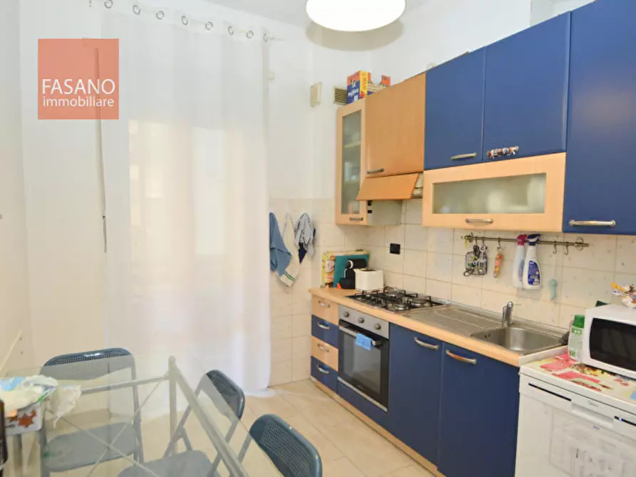 Immagine 10 di Camera in affitto  in Corso Galileo Ferraris 153 a Torino